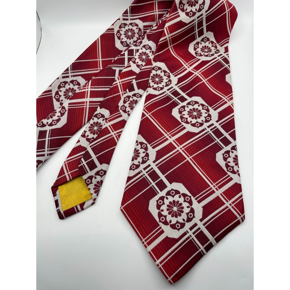 Vintage Sears The Mens Store Red White Geometric Floral Plaid Wide 70s Tie 4in